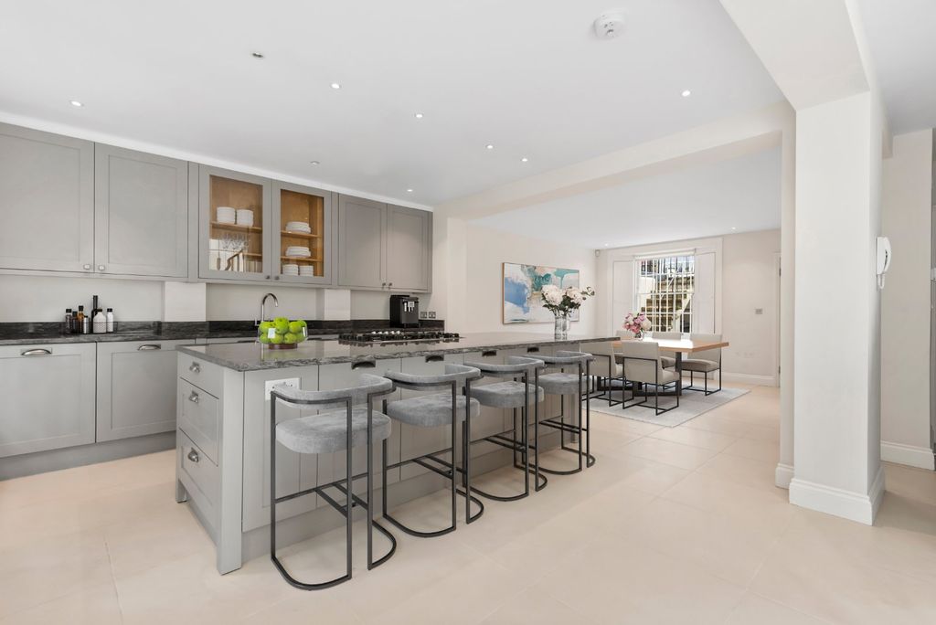Additional image 8 of 4 bed end terrace house to rentChalcot Crescent, Primrose Hill NW1