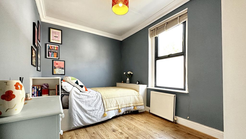 Additional image 11 of 2 bed flat for saleHotwell Road, Hotwells, Bristol BS8