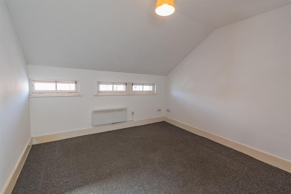 Additional image 24 of 2 bed flat to rentDock View Road, Barry CF63