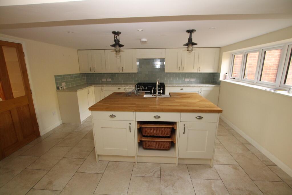 Additional image 4 of 16 High Street, Codford, BA12