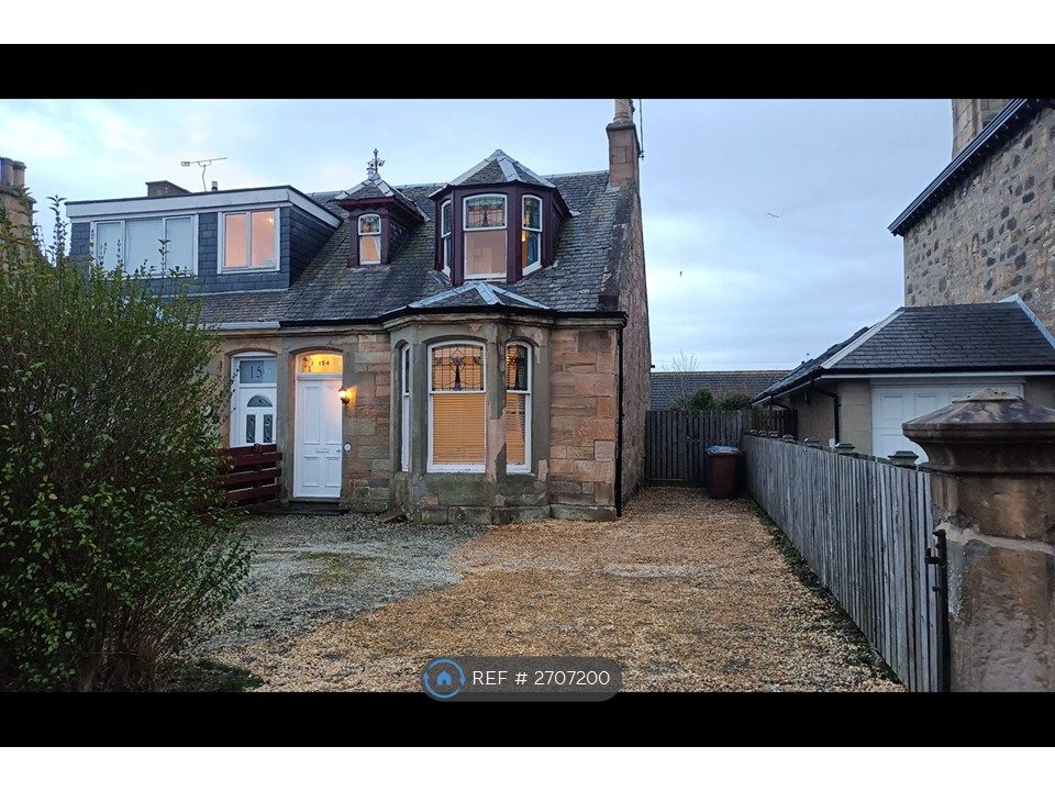 4 bed semi-detached house to rentBo'ness Road, Falkirk FK3