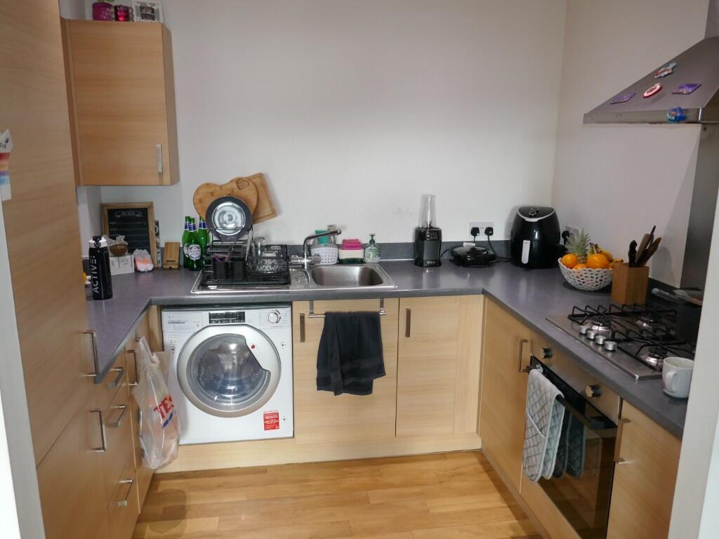Queensway Court, Yeovil photo 3