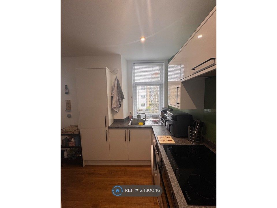 2 bed flat to rentSt Catherines Road, Perth PH1 photo 4