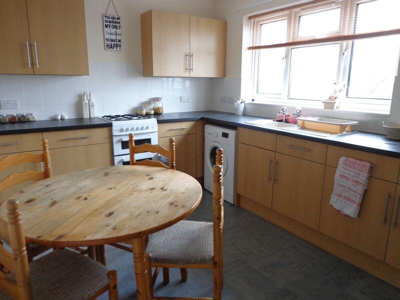 Dowlers Hill Crescent, Redditch photo 5
