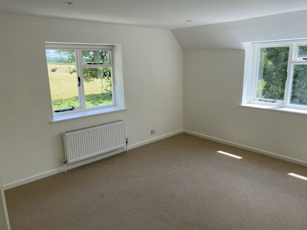 Additional image 6 of 3 bed flat to rentTerwick Lane, Rogate, Petersfield, Hampshire GU31