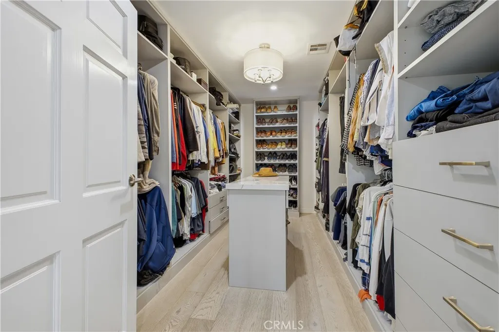 Additional image 58 of 9867 Whitwell Dr, Beverly Hills, CA 90210