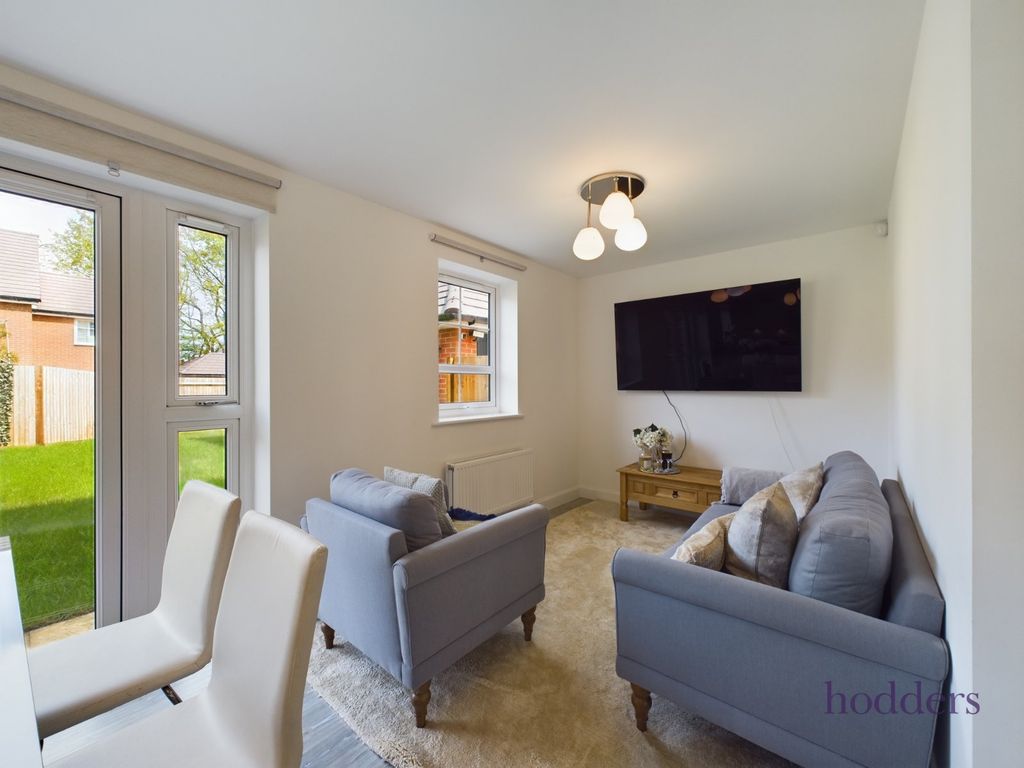 Additional image 7 of 5 bed detached house to rentBlackbess Lane, Chertsey, Surrey KT16