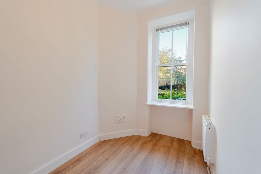 Additional image 13 of 2 bed flat for sale275A, North High Street, Musselburgh, East Lothian EH21