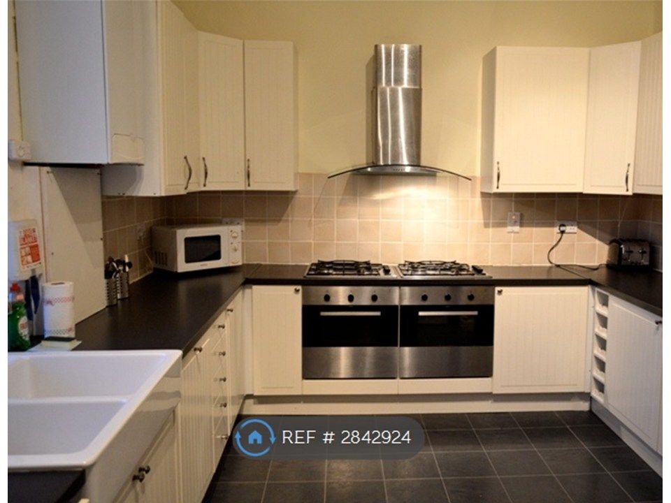 7 bed flat to rentClifton Terrace, Edinburgh EH12