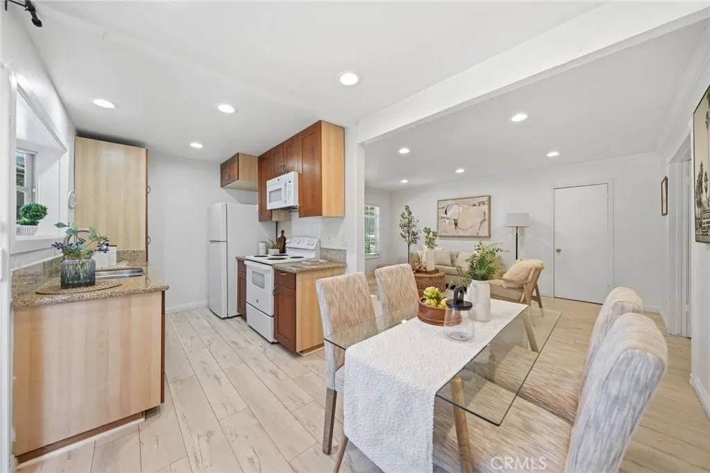 Additional image 35 of 185 Streamwood, Irvine, CA 92620