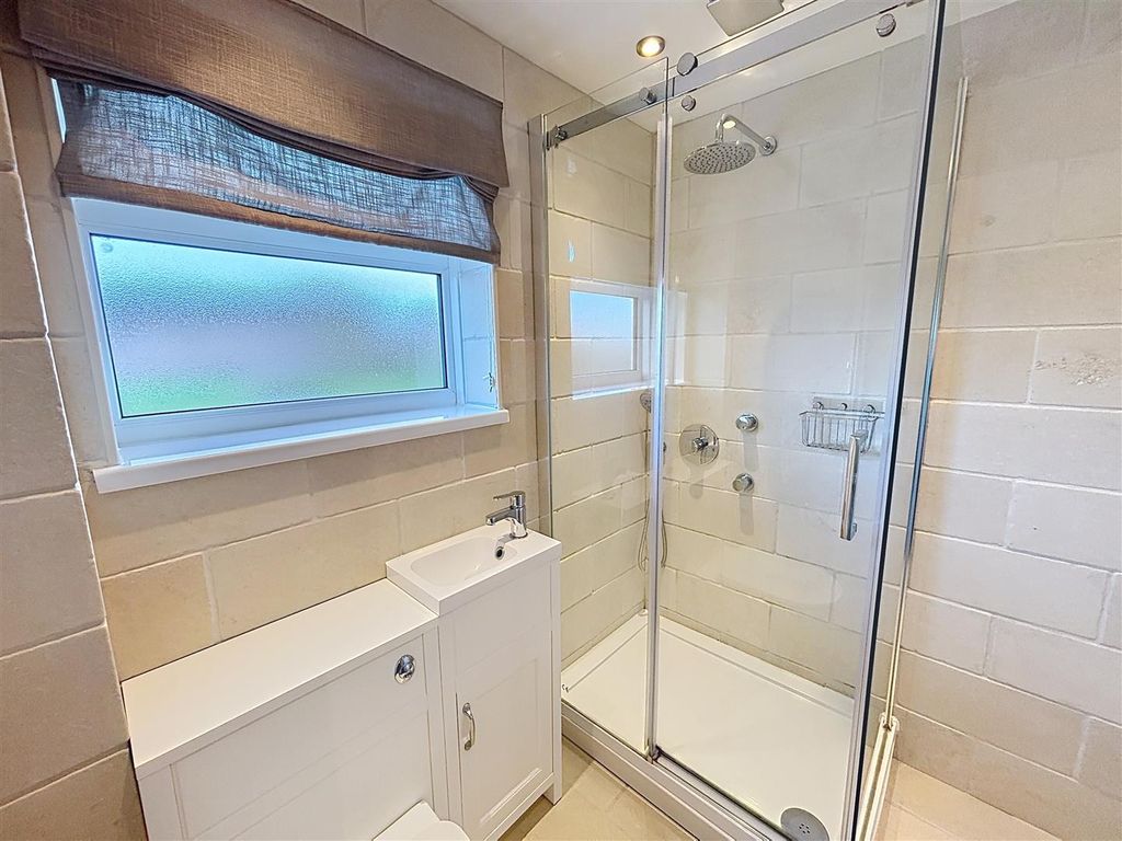 Additional image 17 of 5 bed detached house for saleMain Road, Humbleton, Hull HU11