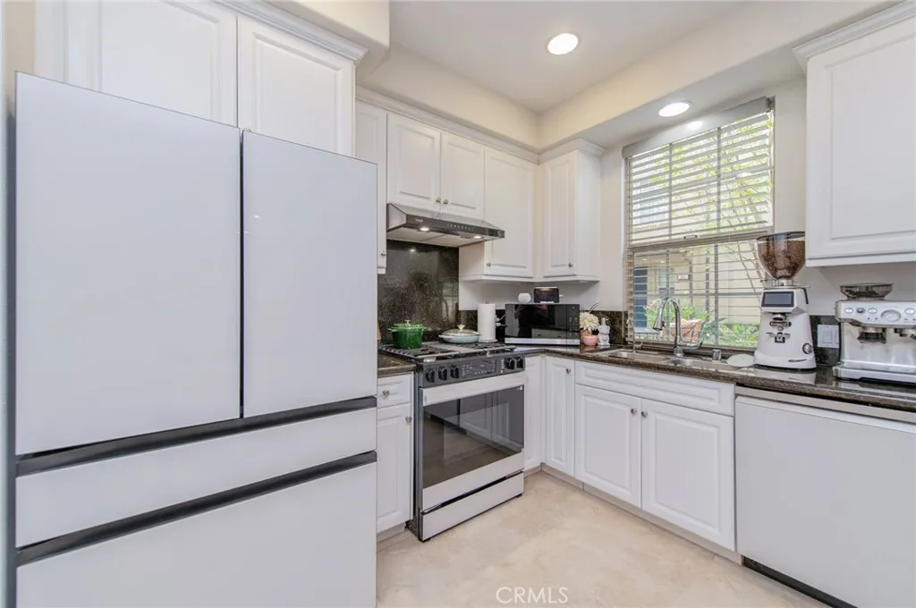 Additional image 53 of 151 Silverado, Irvine, CA 92618
