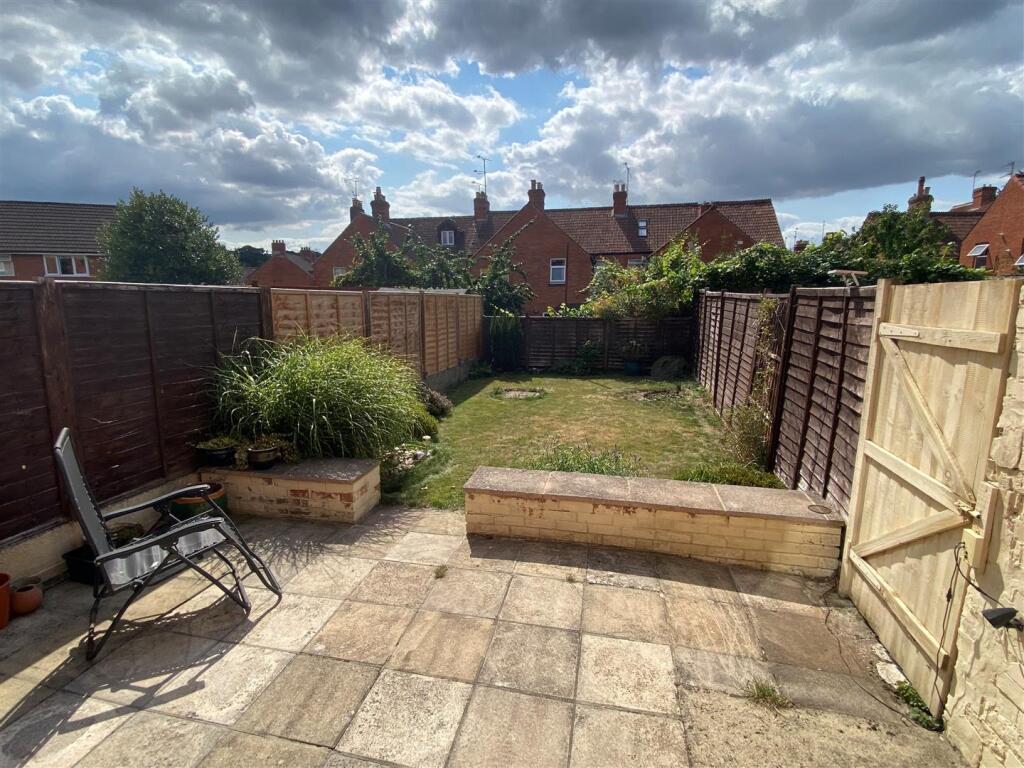 Additional image 2 of Hendford Grove, Yeovil