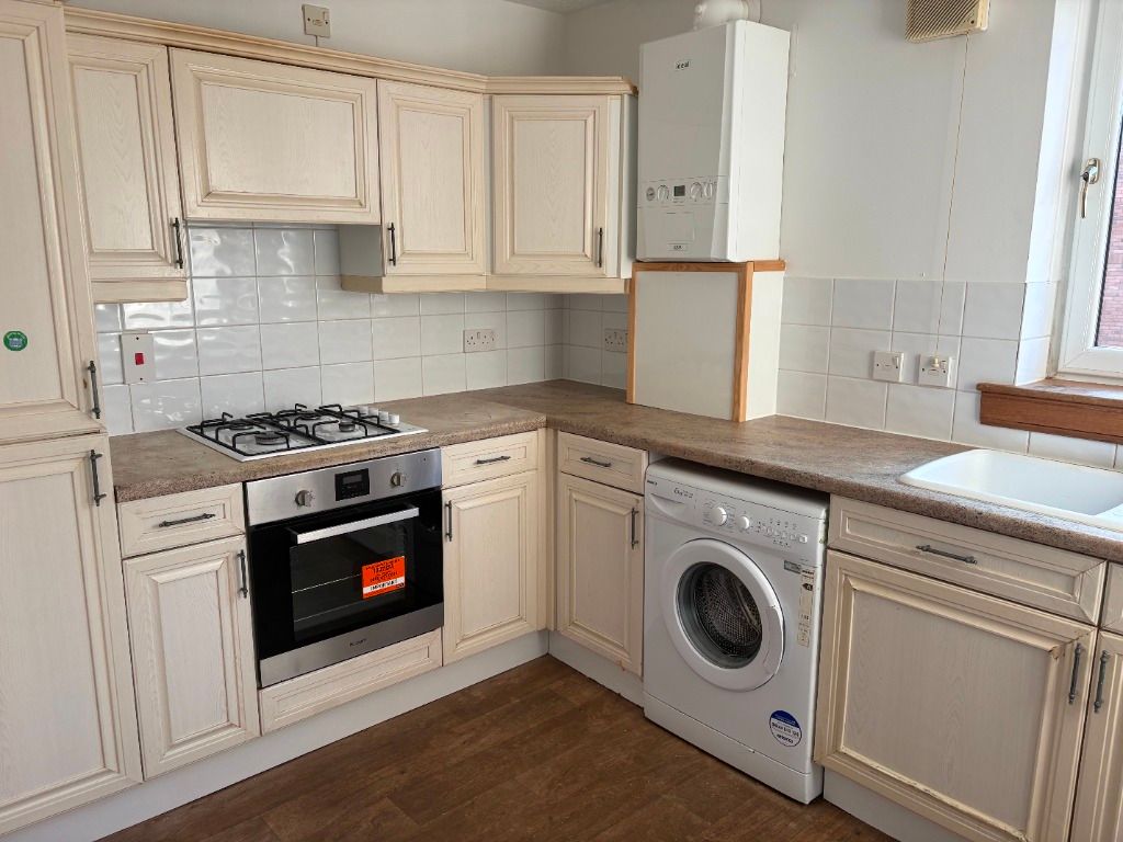 Additional image 5 of 2 bed flat to rentCraigend Park, Liberton, Edinburgh EH16
