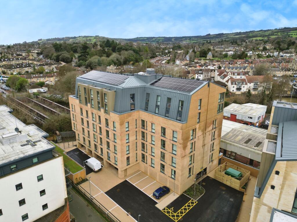 Windsor Bridge Road, BATH