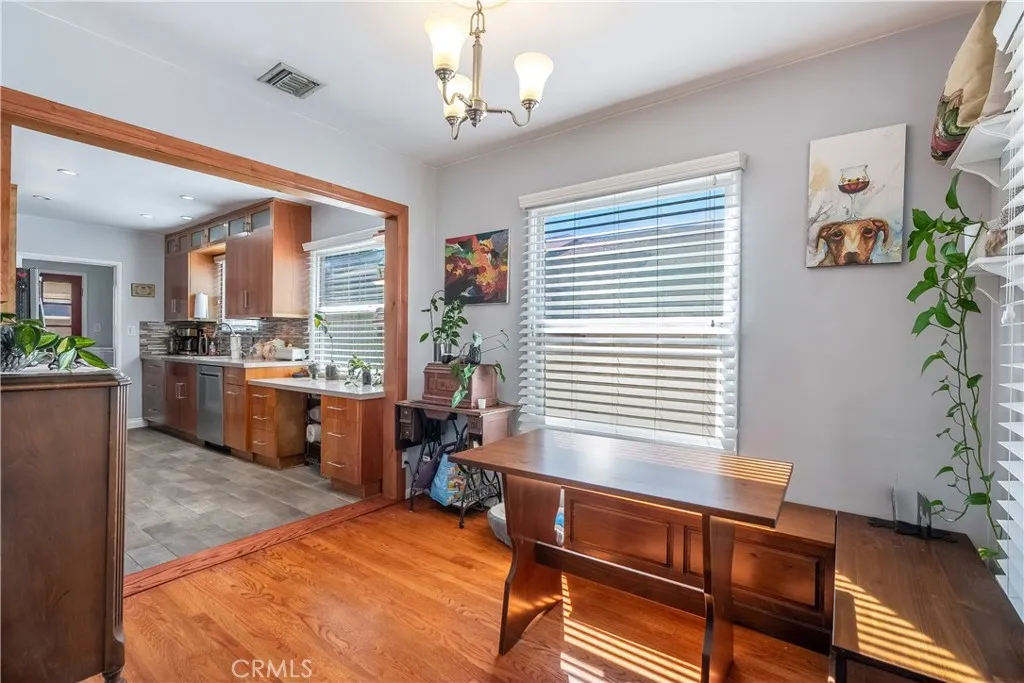 Additional image 16 of 17504 Hamlin St, Van Nuys, CA 91406