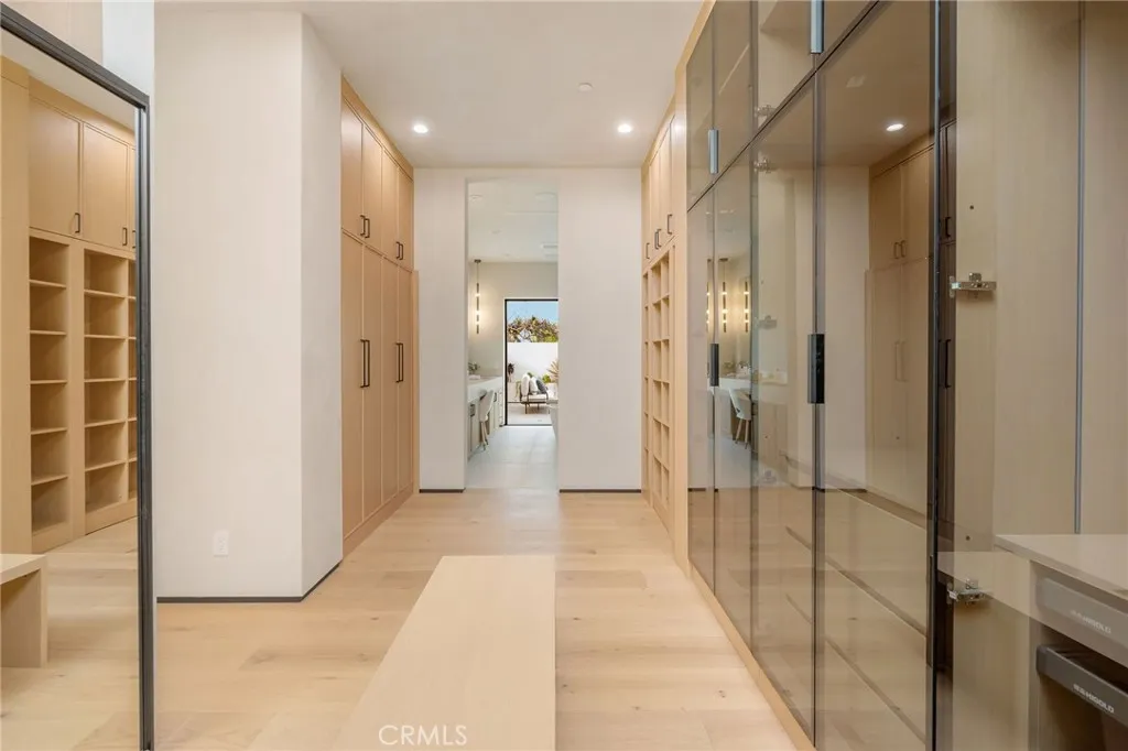 Additional image 122 of 15447 Huston St, Sherman Oaks, CA 91403