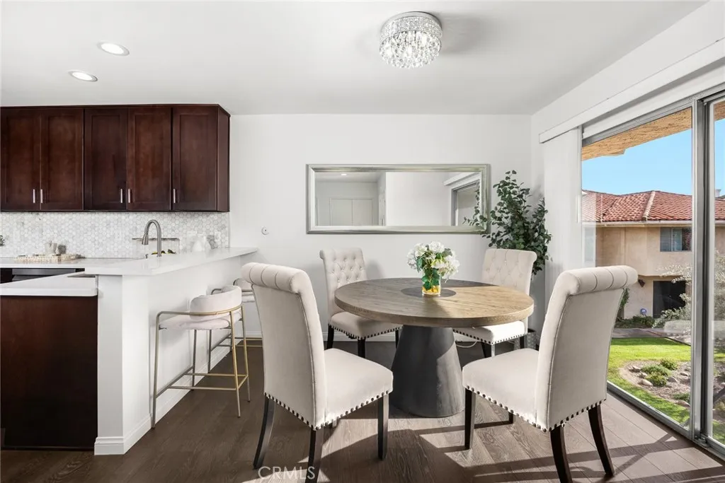 Additional image 5 of 740 W Huntington Drive Unit F, Arcadia, CA 91007