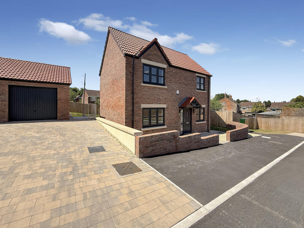 Petticoat Lane, Dilton Marsh
