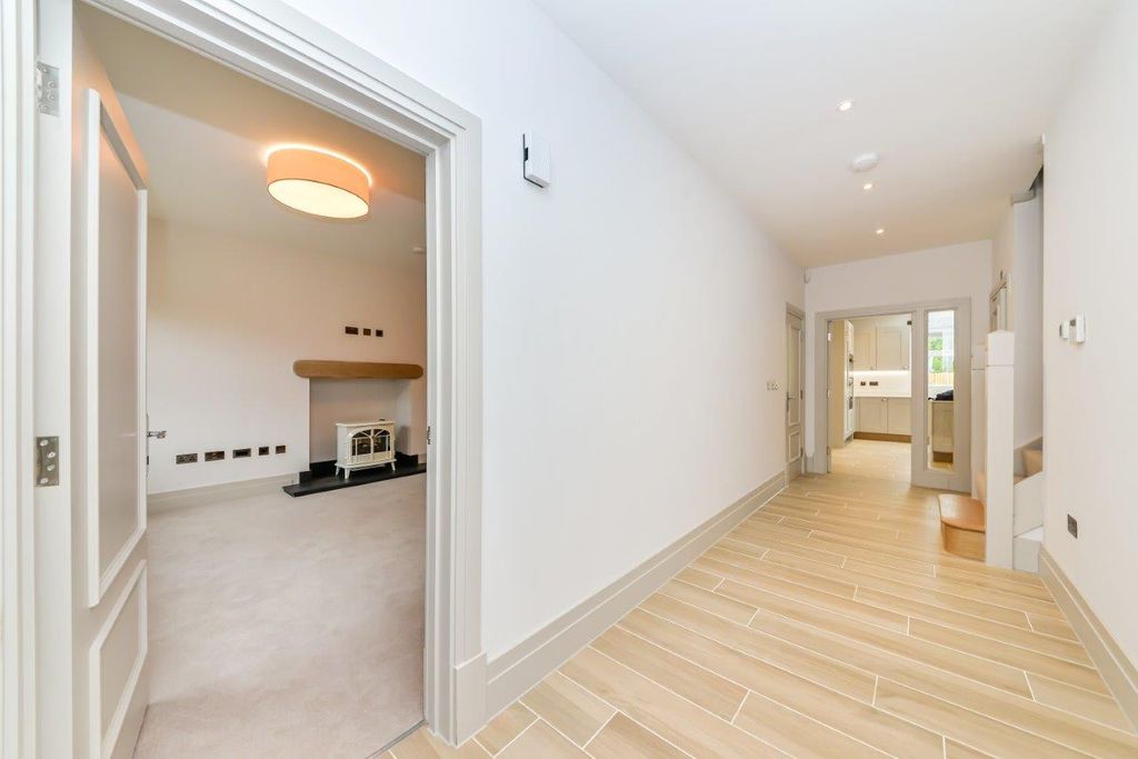 Additional image 25 of 6 bed detached house to rentClaremont Gardens, Norfolk Road, Edgbaston, Birmingham B15