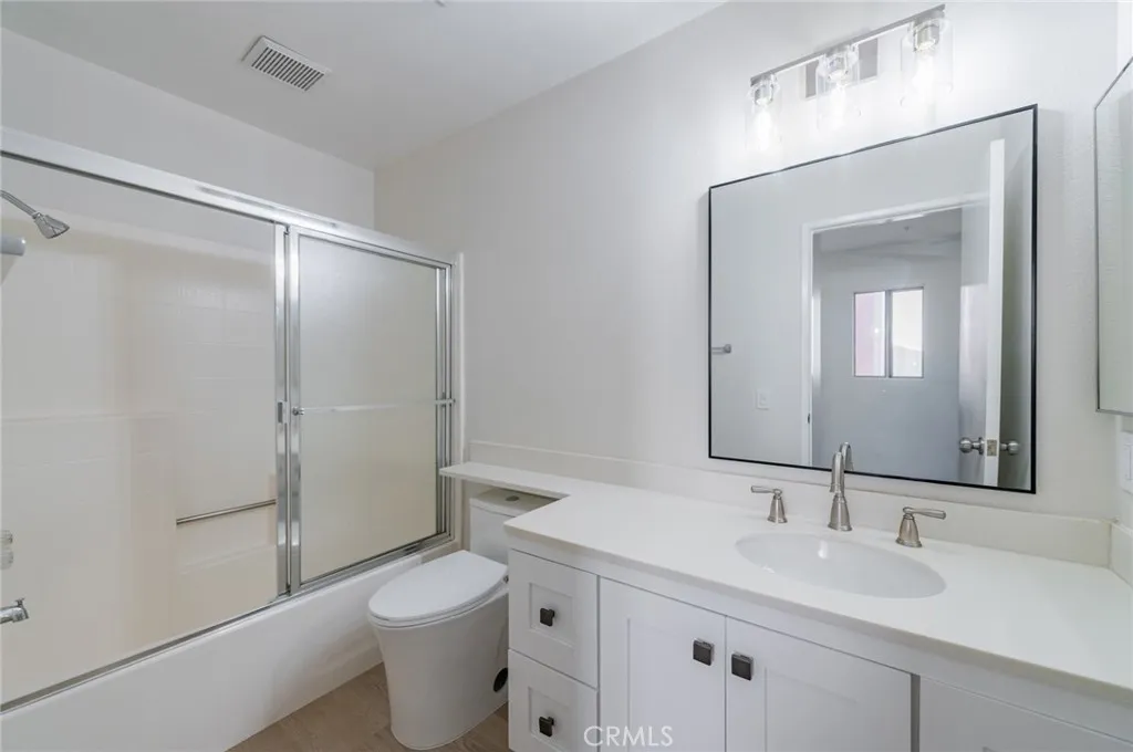 Additional image 25 of 46 Villa Point Dr, Newport Beach, CA 92660
