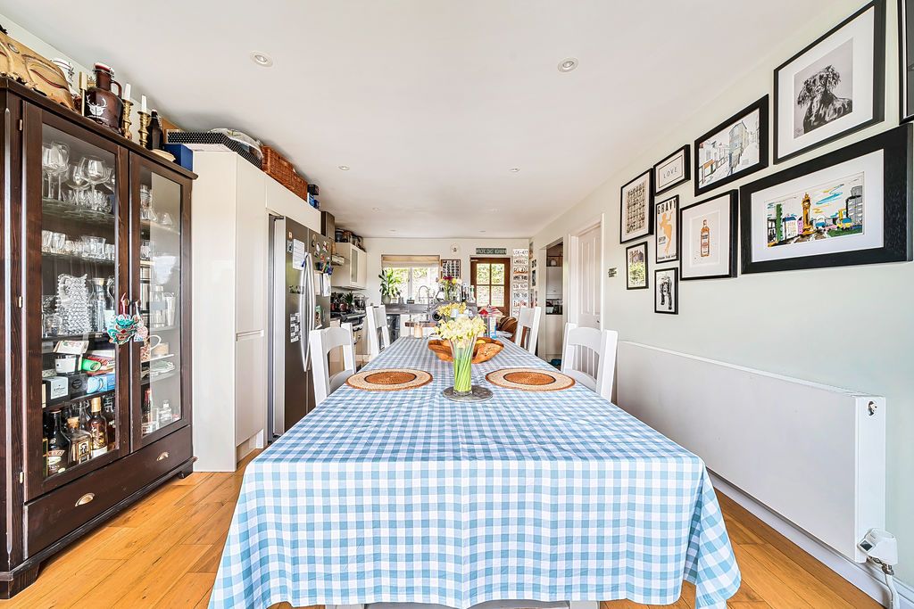 Additional image 6 of 4 bed detached house to rentShadyhanger, Godalming GU7