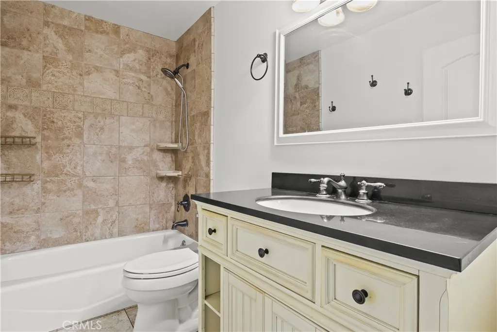 Additional image 19 of 4688 Oceano Circle, Huntington Beach, CA 92649