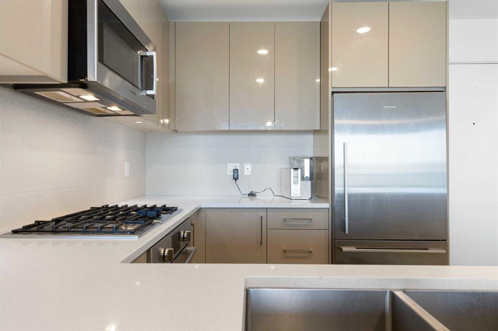 Additional image 6 of 611-301 10 Street NW, Calgary, AB, T2N 1V5