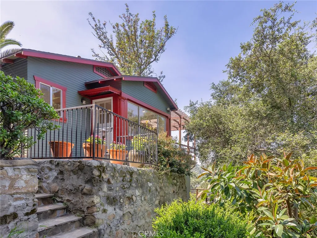 Additional image 66 of 1825 Altivo Way, Echo Park, CA 90026