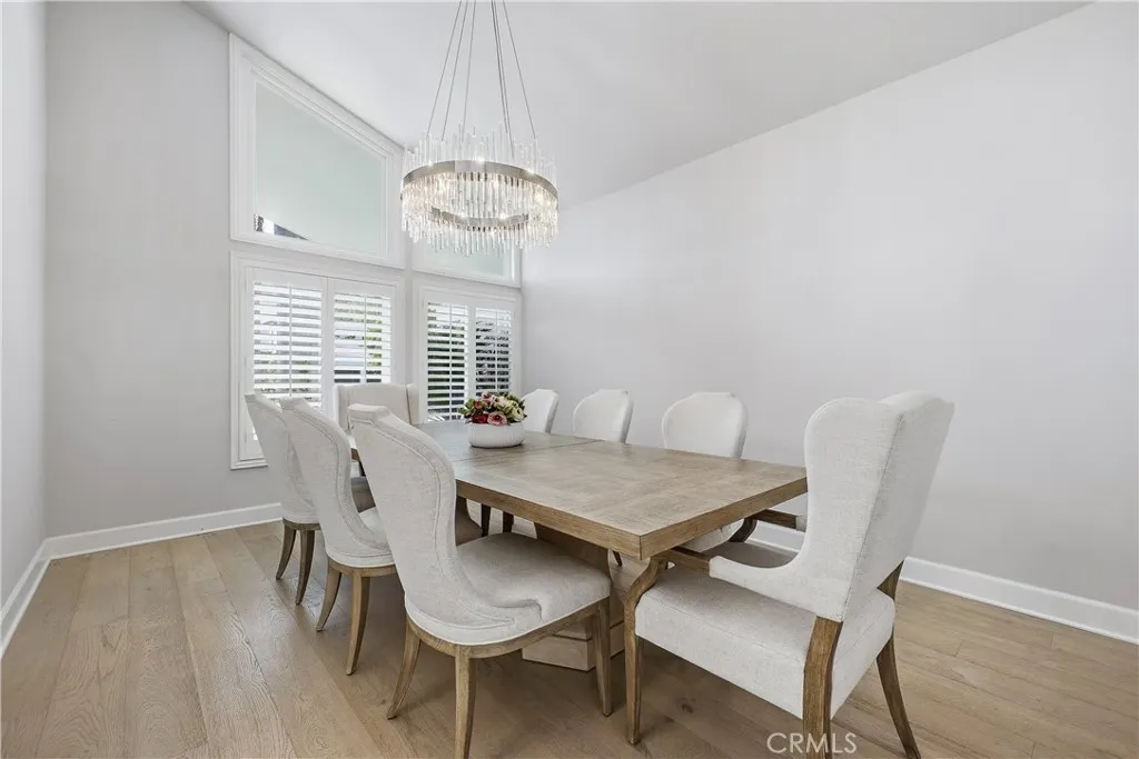 Additional image 38 of 9867 Whitwell Dr, Beverly Hills, CA 90210