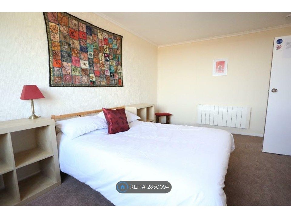 Additional image 3 of Room to rentAll Inclusive Fernieside Avenue, Edinburgh EH17