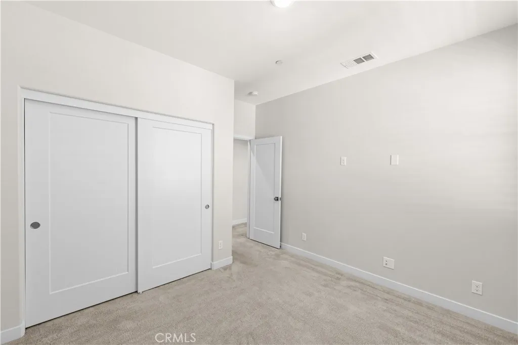 Additional image 29 of 236 keeper, Irvine, CA 92618