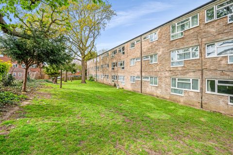 Chislet Close, Beckenham BR3