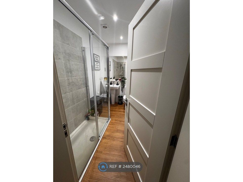 2 bed flat to rentSt Catherines Road, Perth PH1 photo 5