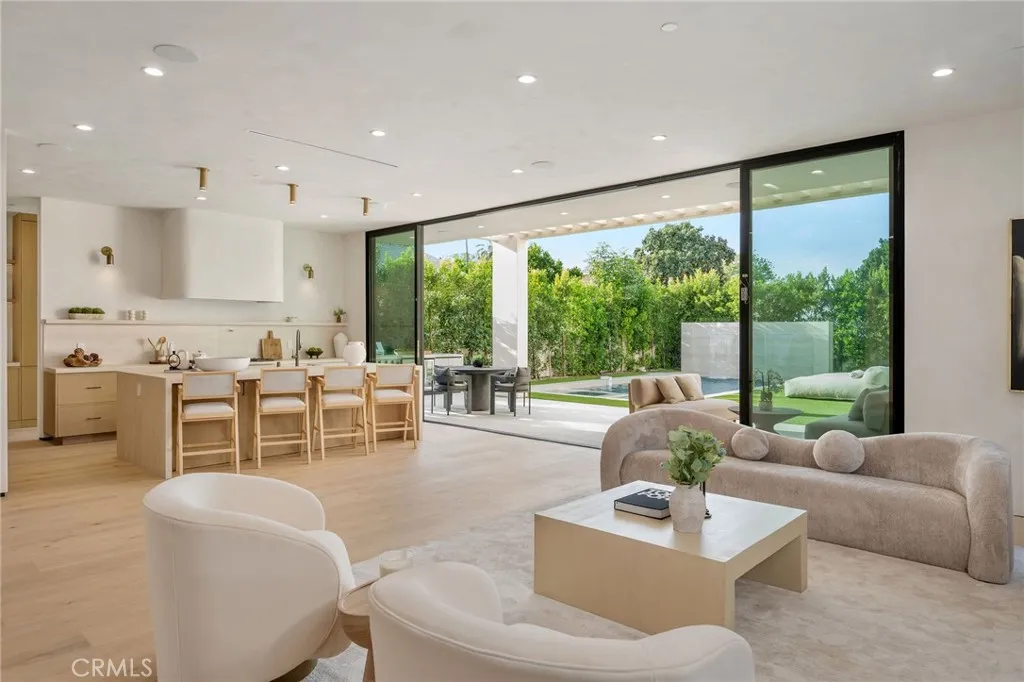 Additional image 95 of 15447 Huston St, Sherman Oaks, CA 91403