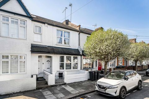 Sunnyside Road South, London N9