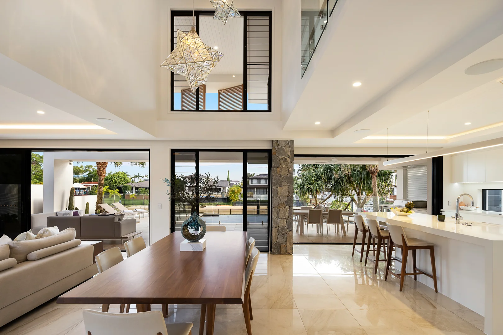 Additional image 11 of 10 Coobowie Street, Broadbeach Waters QLD 4218