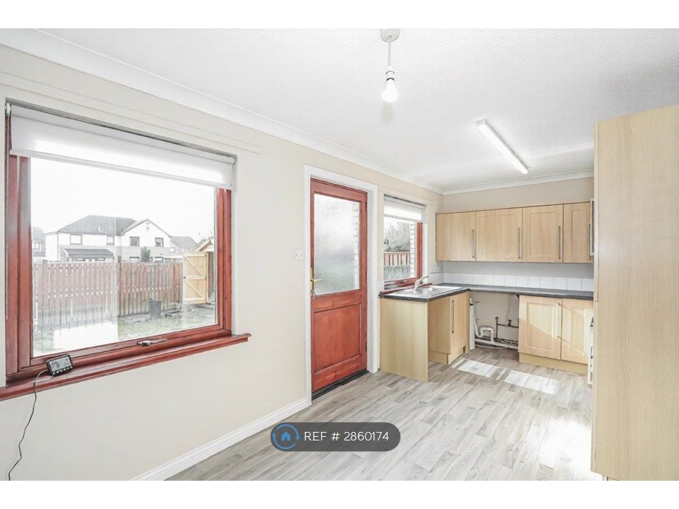 Additional image 7 of 3 bed semi-detached house to rentCastledyke Road, Lanark ML11