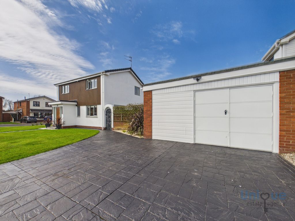 Additional image 24 of 4 bed detached house for saleNairn Close, Blackpool FY4