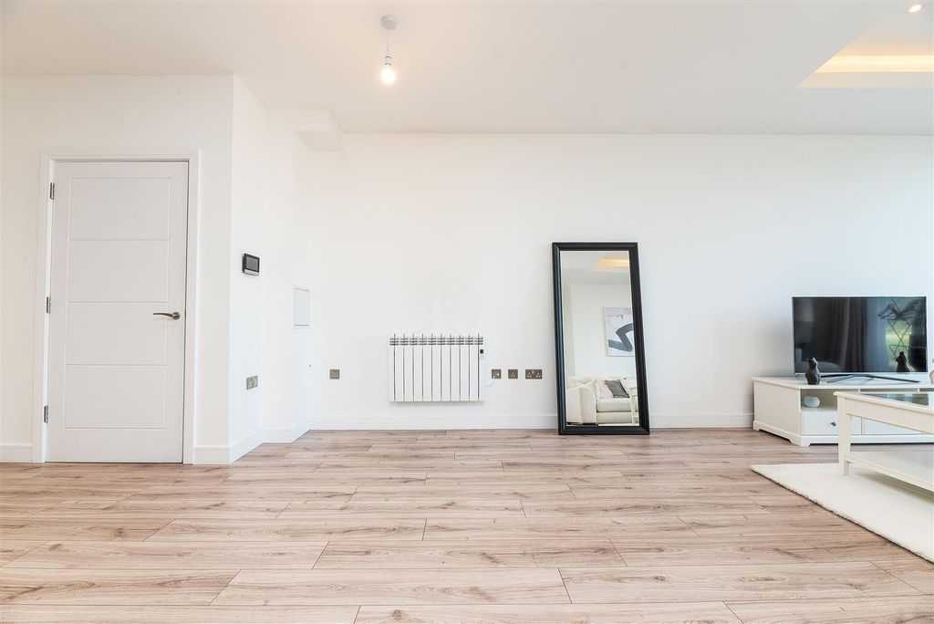 Additional image 7 of 1 bed flat for saleThe Waterside Apartments, West Bridgford NG2