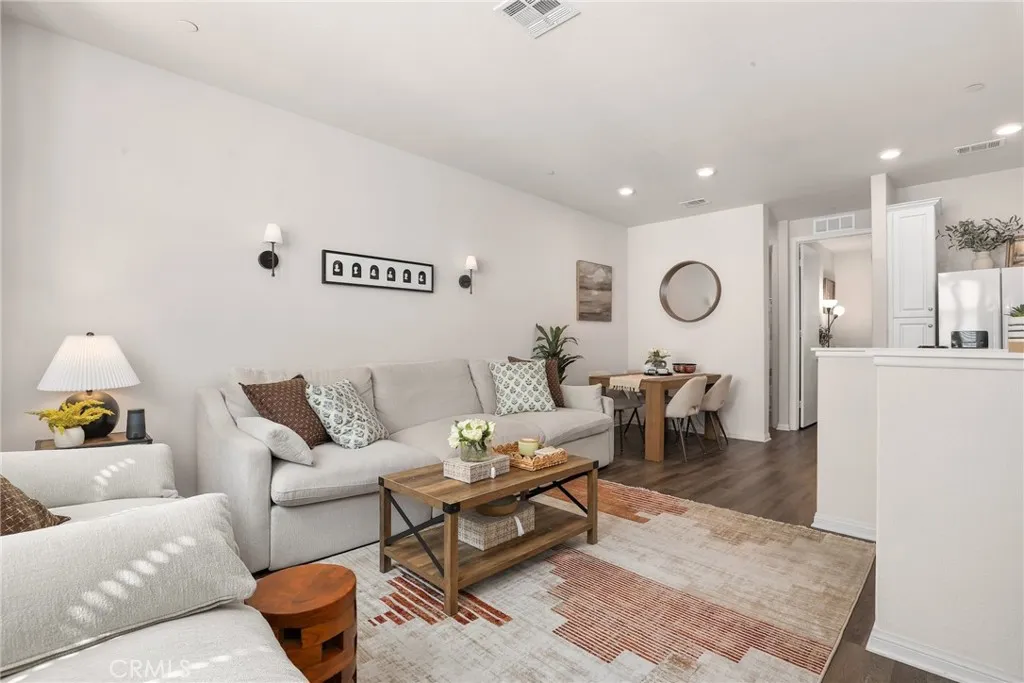 Additional image 7 of 14104 W Birch Lane, Van Nuys, CA 91405
