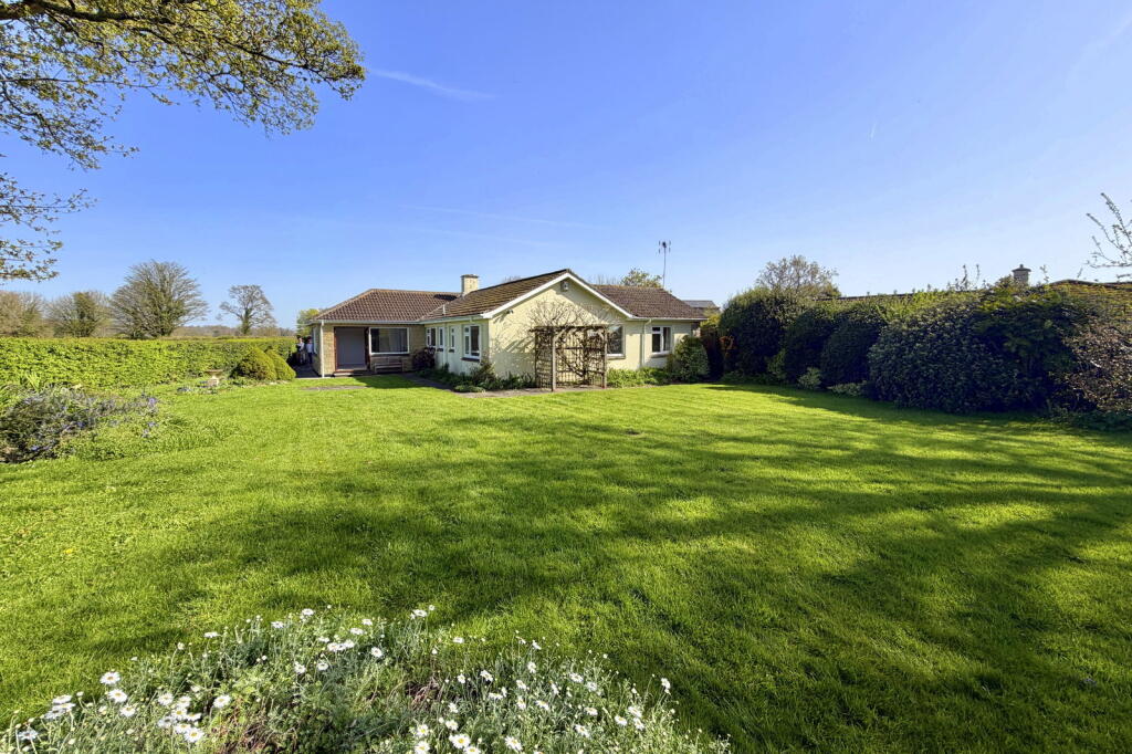 Uplands Close, Limpley Stoke, Bath