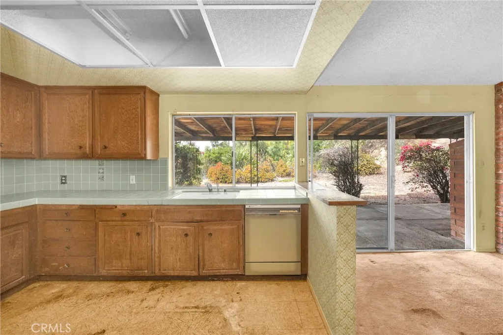 Additional image 18 of 3737 San Augustine Dr, Glendale, CA 91206