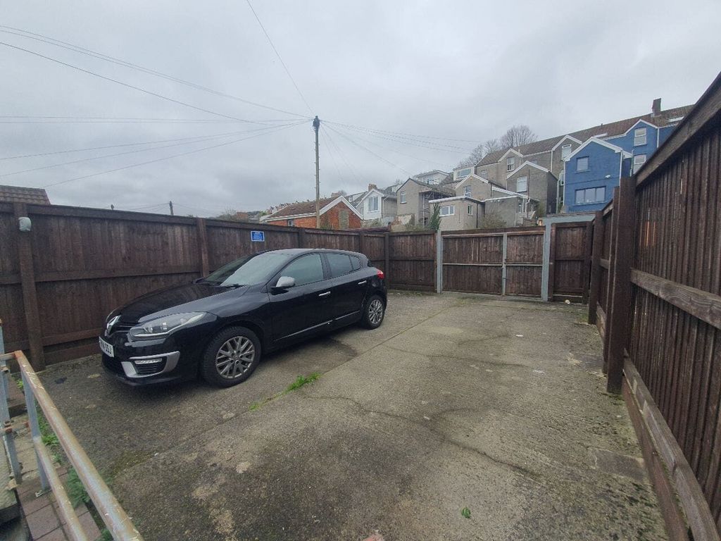 6 bed shared accommodation to rentMansel Street, Swansea SA1 photo 4