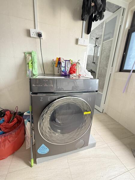 Additional image 4 of 126 Yishun Street 11