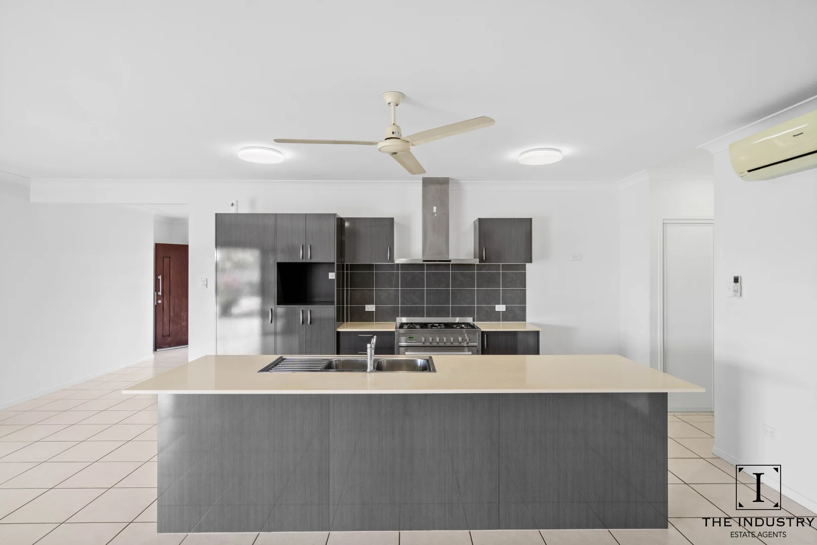 Additional image 10 of 18 Tyenna Close, Bentley Park QLD 4869