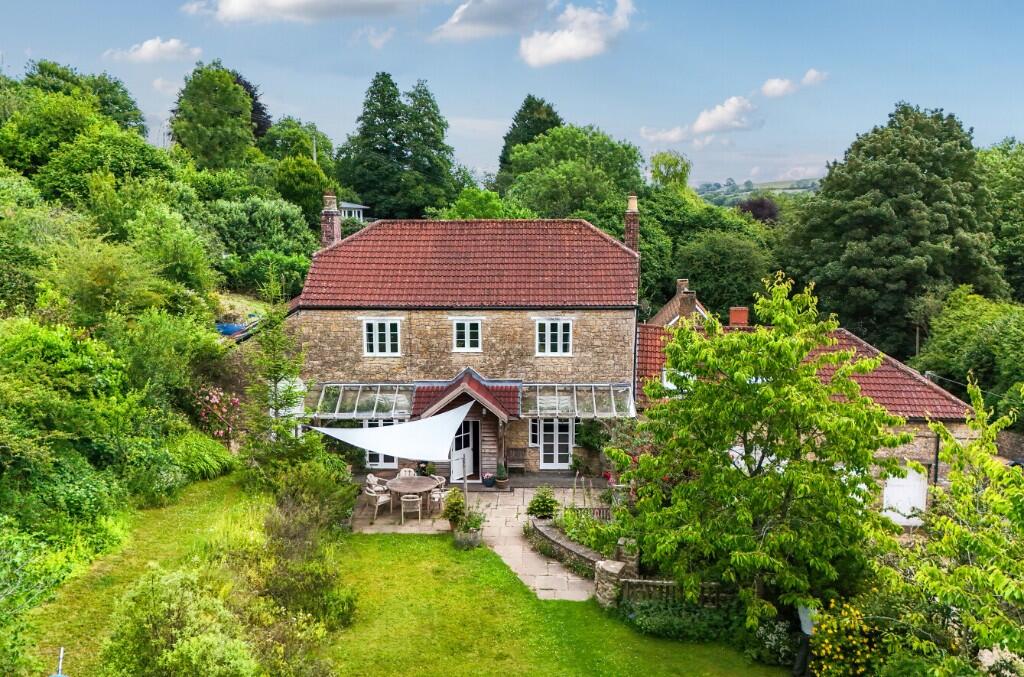 Shute Lane, Bruton, Somerset, BA10 0BJ