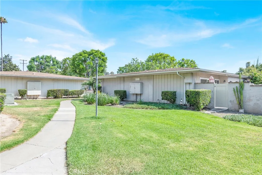 Additional image 27 of 634 W Main St Unit D, Tustin, CA 92780
