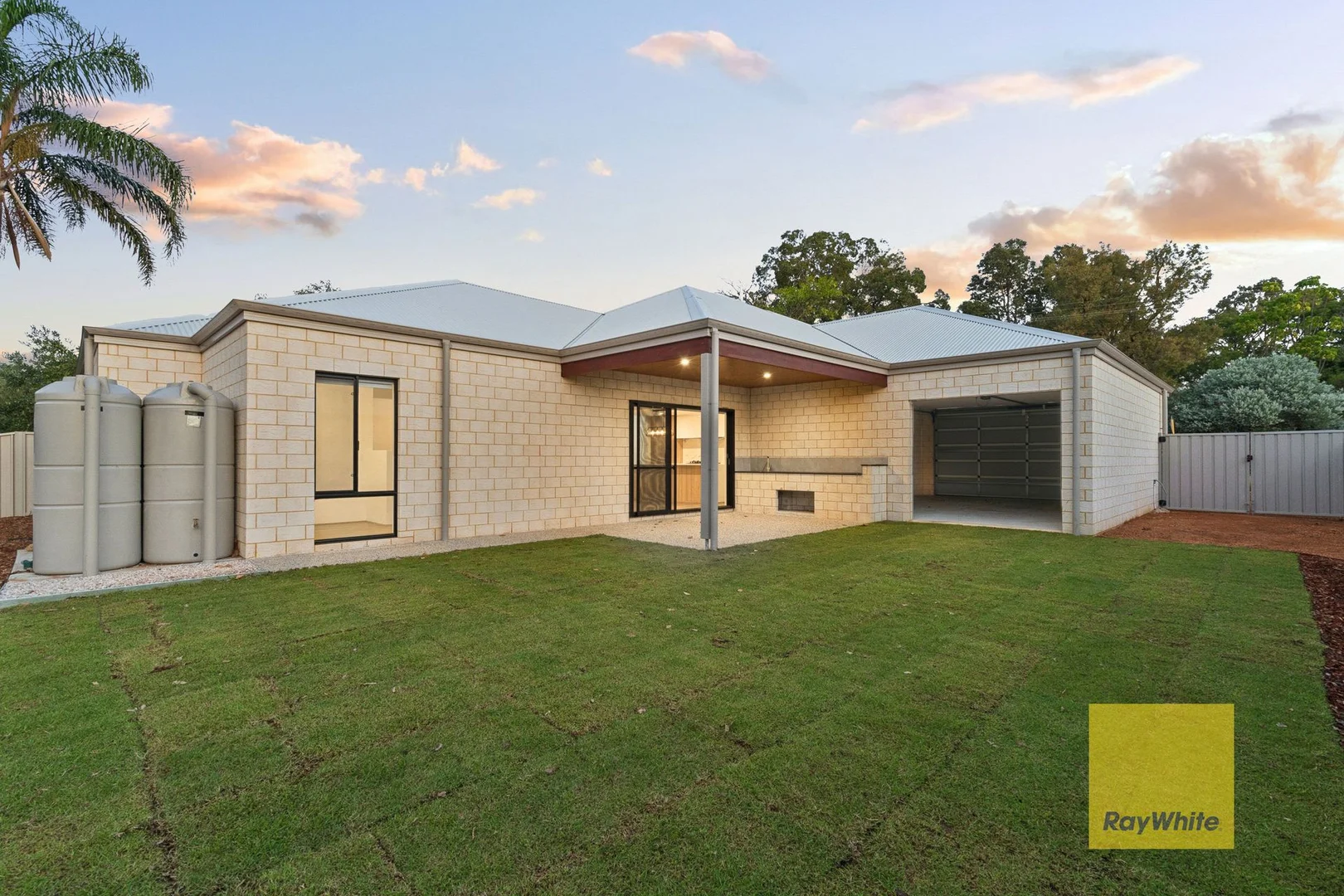Additional image 25 of 5 - 5A Sampson Close, Kalamunda WA 6076