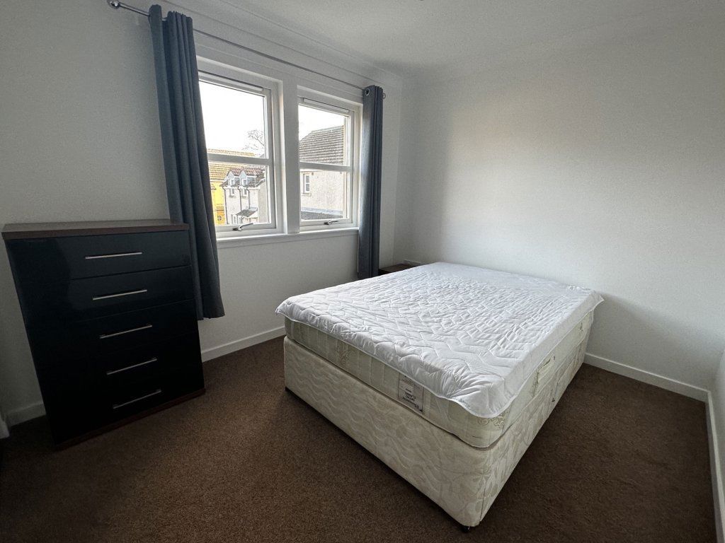 2 bed shared accommodation to rentYounger Gardens, Fife KY16 photo 5